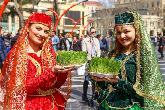 种植Samani是阿塞拜疆人庆祝诺鲁孜节的传统方式。? 阿塞拜疆旅游局 图